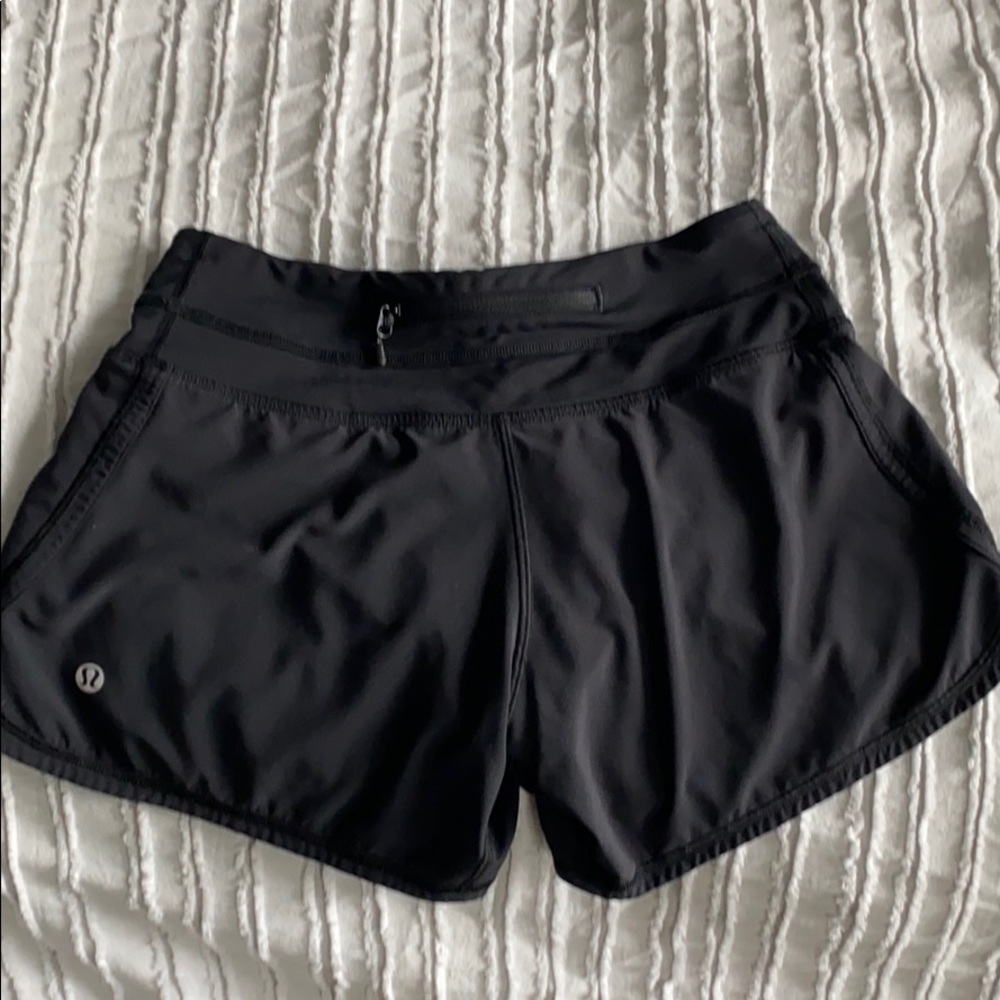 Lululemon black shorts